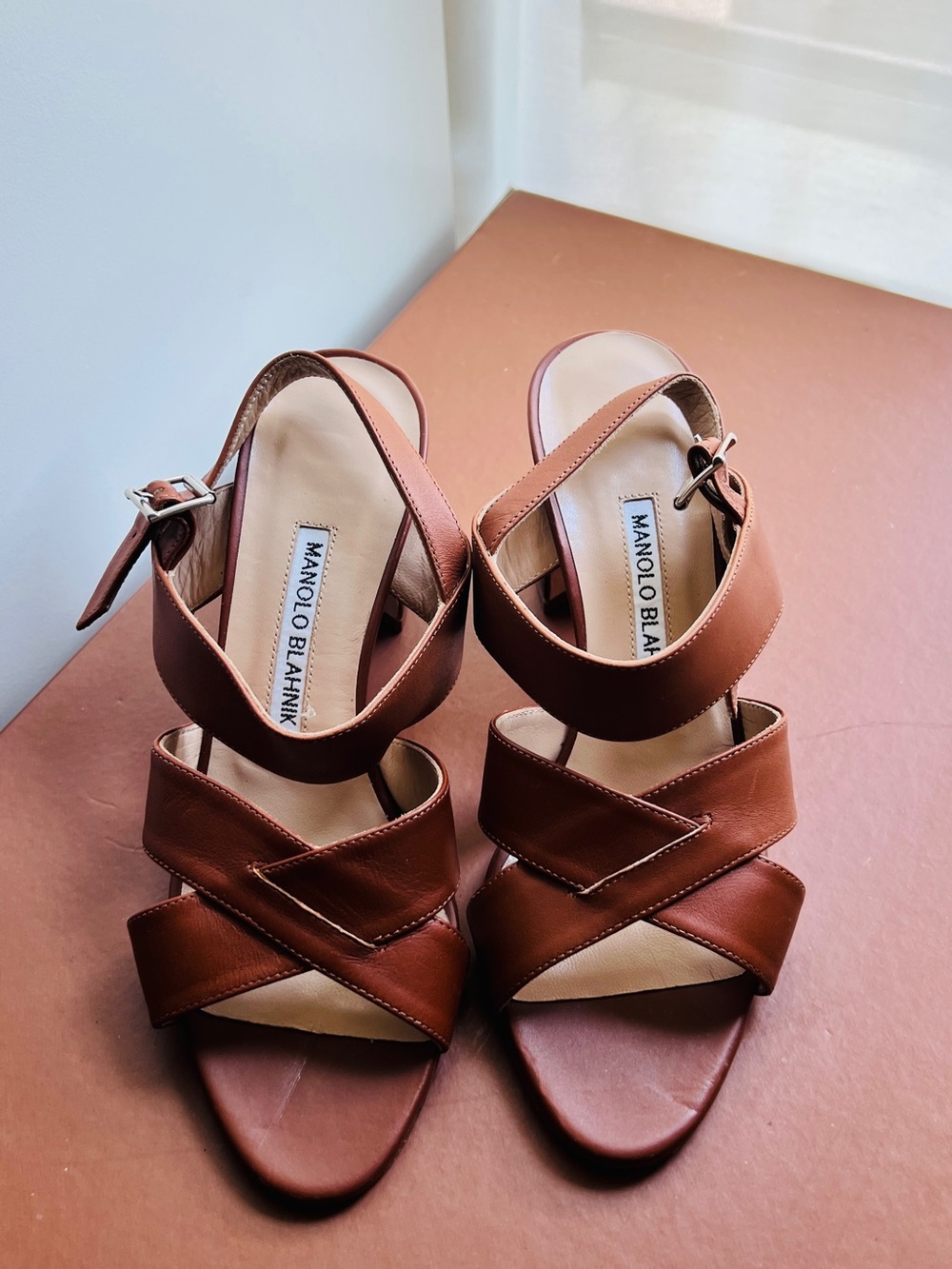 Manolo Blahnik Brown Leather slingback Crisscross Strap chunky heels sandals 36